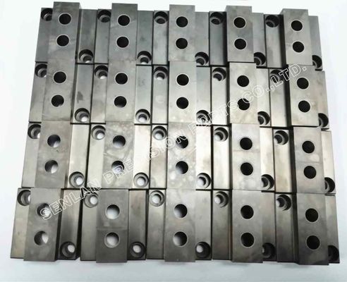 JIS Standard Plastic Mold Core Inserts with Orvar Supreme Material and 50-52HRC Hardness for Customized Applications