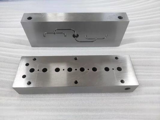 SKD61 Material High Precision Tolerance Multi-Cavity Container Mold for Disinfectant Spray Cap Mould