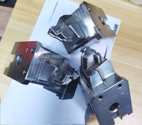 1.2738 Plug In Slider Injection Molding For Auto Mold Parts