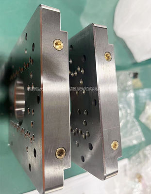 CNC Turning And Milling Precision Mold Core Pin Shaft 1.2343 Material 45-52HRC Hardness +/-0.005 Tolerance