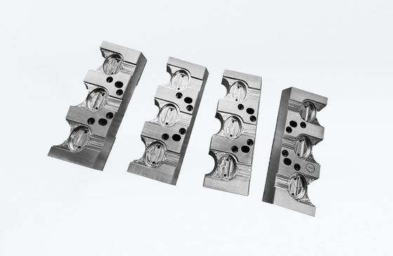 ASSAB Mold Steel Custom Non-Standard cores with 0.005mm Precision for  Packaging Molds
