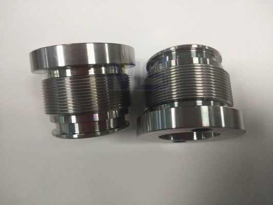 High Precision S136 Plastic Injection Molding Parts with Polished Surface and Screw