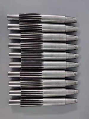 Stavax (S136) Threaded Mold Cores | Precision Screw Inserts & Die Components